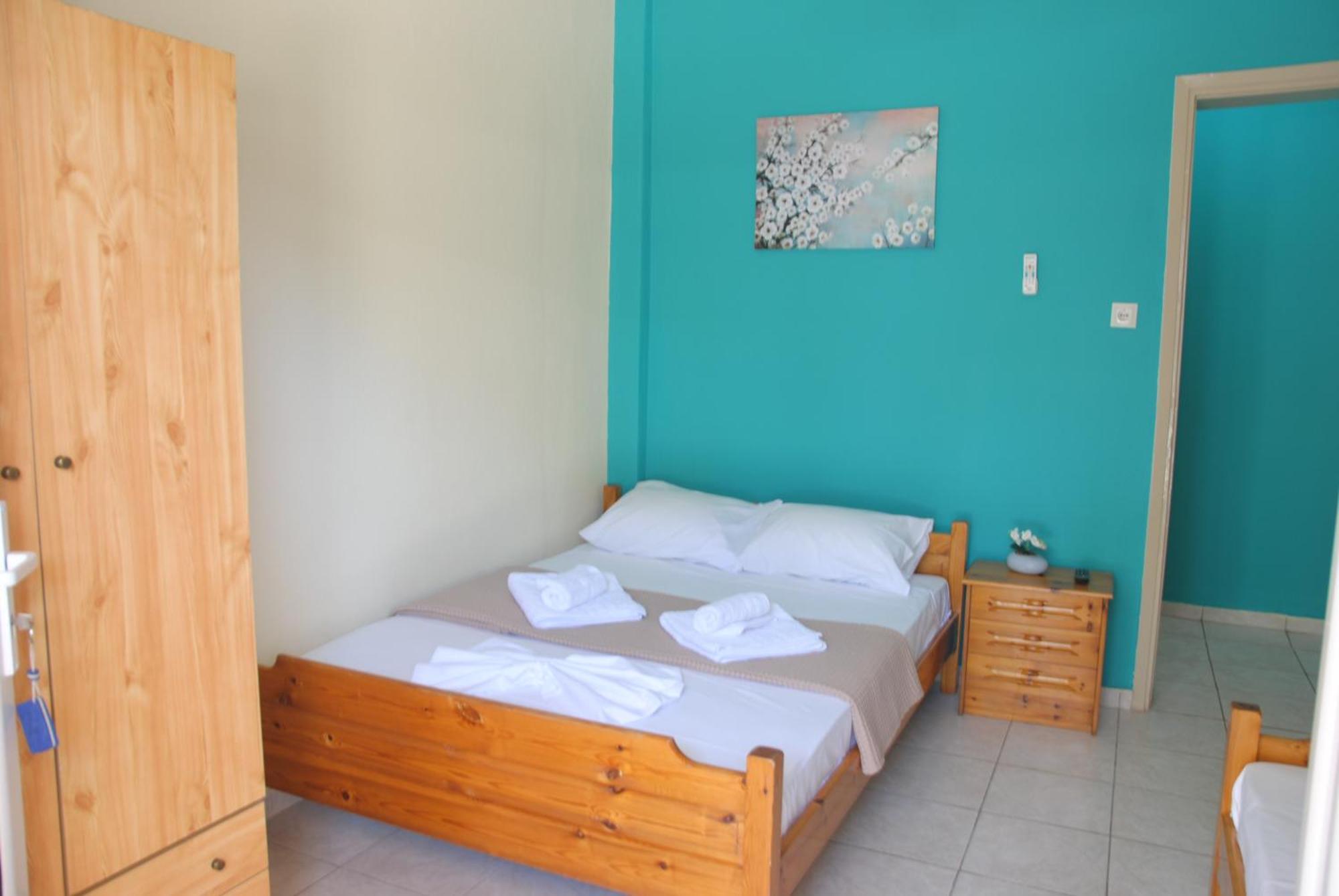 Light Blue Paralia Apartments Dış mekan fotoğraf