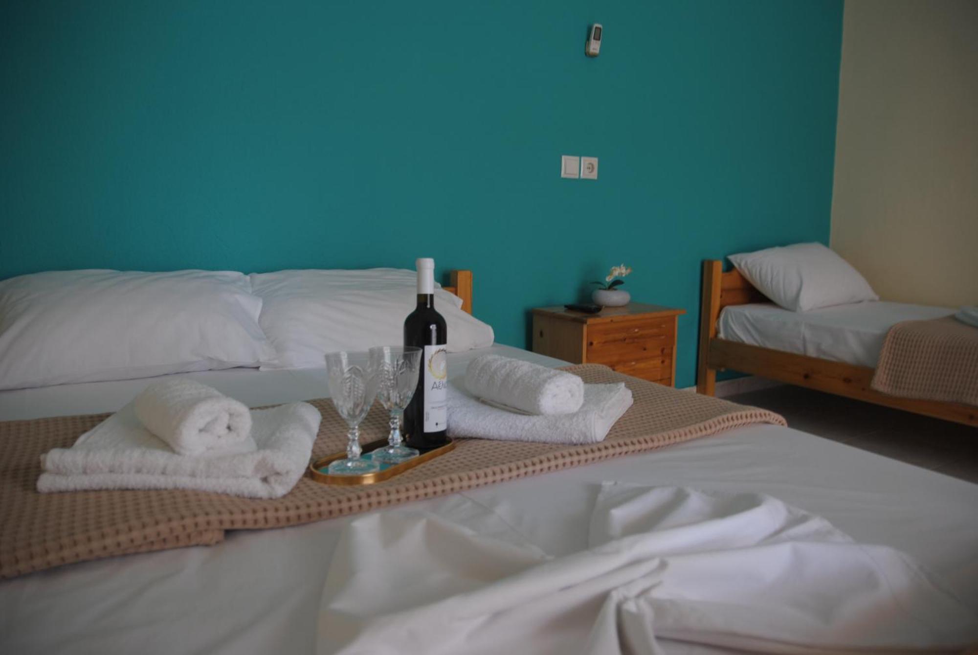 Light Blue Paralia Apartments Dış mekan fotoğraf